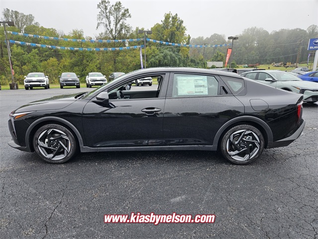 2025 Kia K4 EX photo 4
