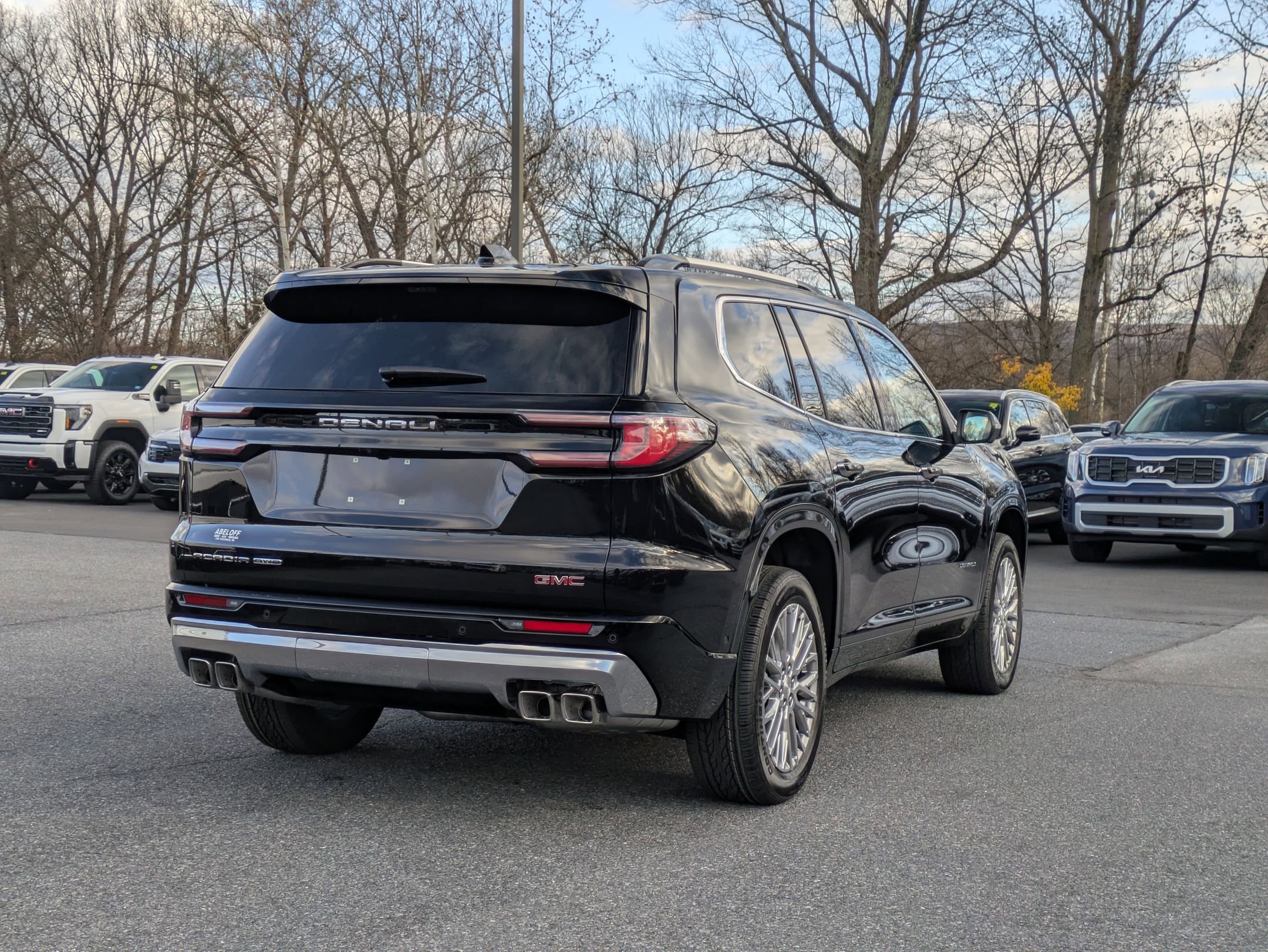 2026 Gmc Acadia Denali photo 3