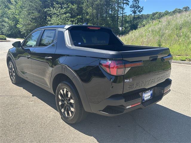 2025 Hyundai Santa Cruz SE photo 3