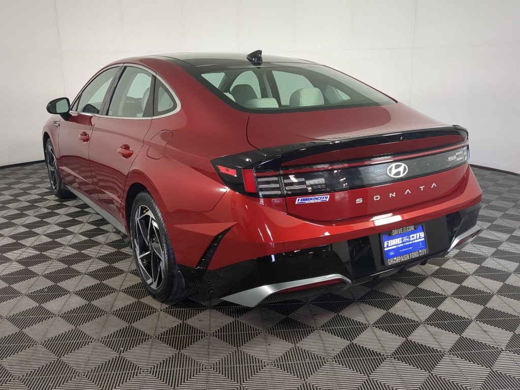 2024 Hyundai Sonata SEL Convenience photo 6