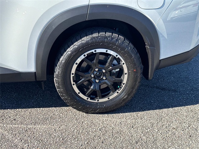 2025 Nissan Pathfinder Rock Creek photo 3