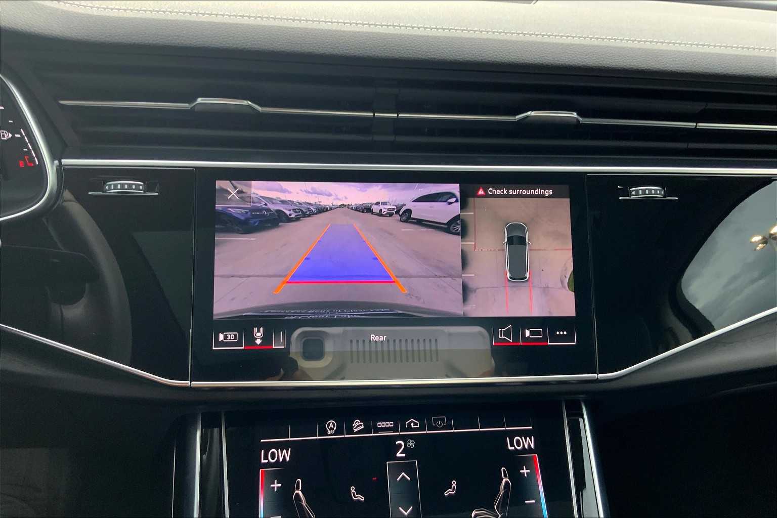 2023 Audi Q7 Premium Plus photo 24