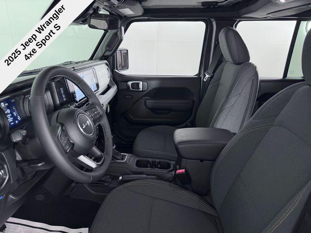 2025 Jeep Wrangler Sport S 4xe photo 25