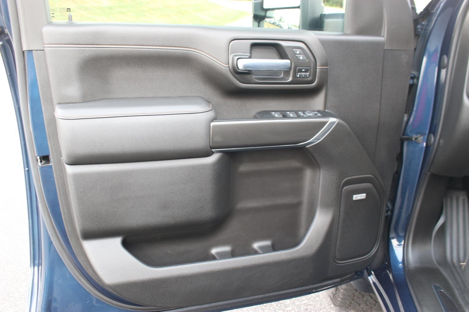 2022 Gmc Sierra 2500 HD AT4 photo 14