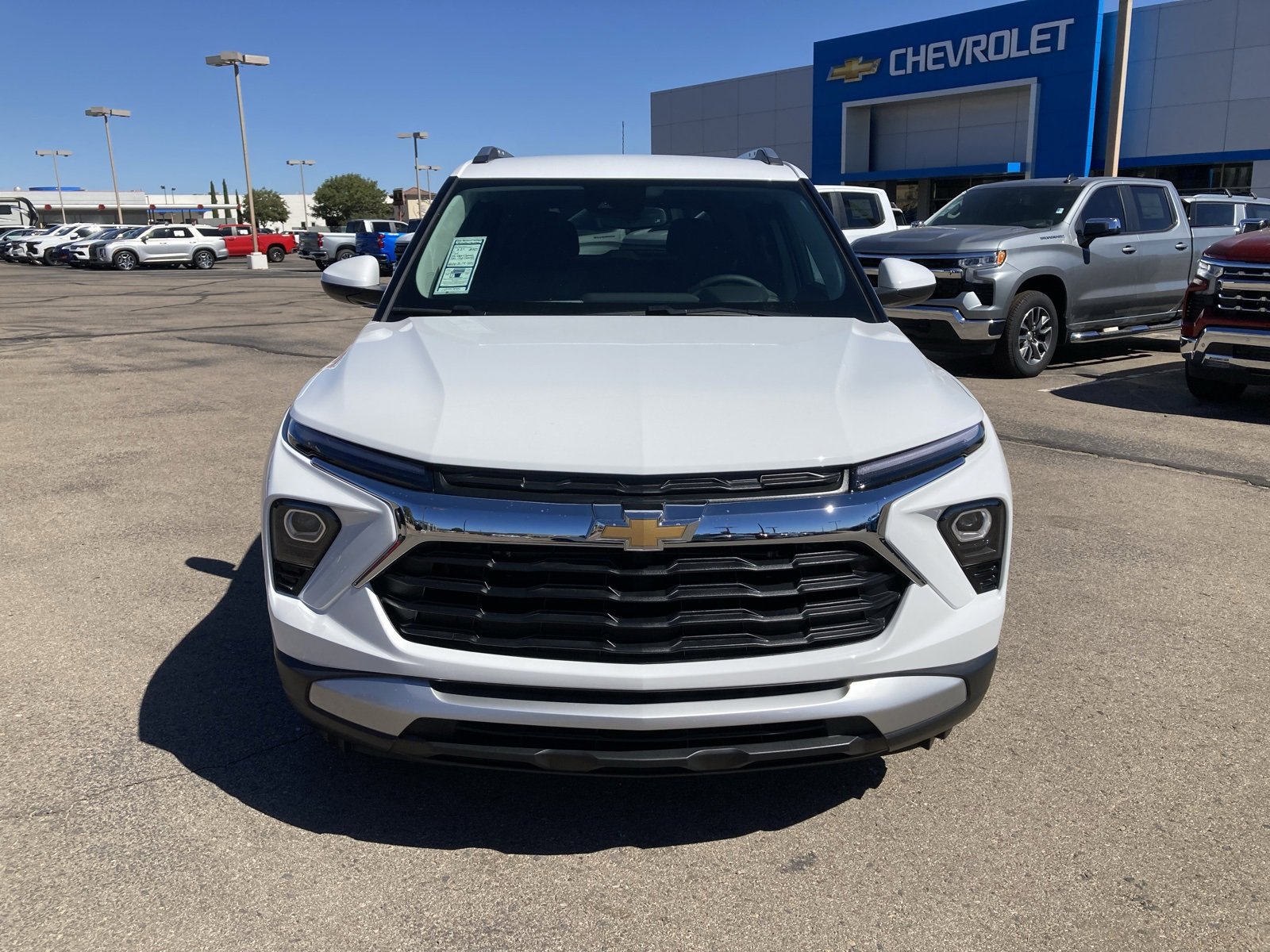 2026 Chevrolet Trailblazer LT photo 2