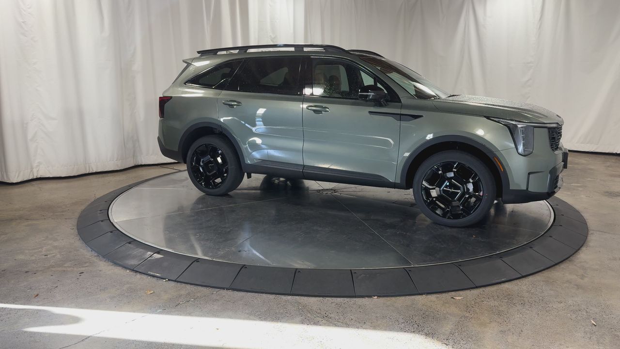 2026 Kia Sorento X-Line SX Prestige photo 2