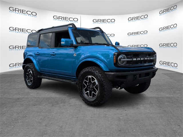 2021 Ford Bronco 4-Door Outer Banks's photo
