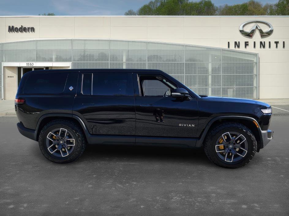 2023 Rivian R1S Adventure photo 2