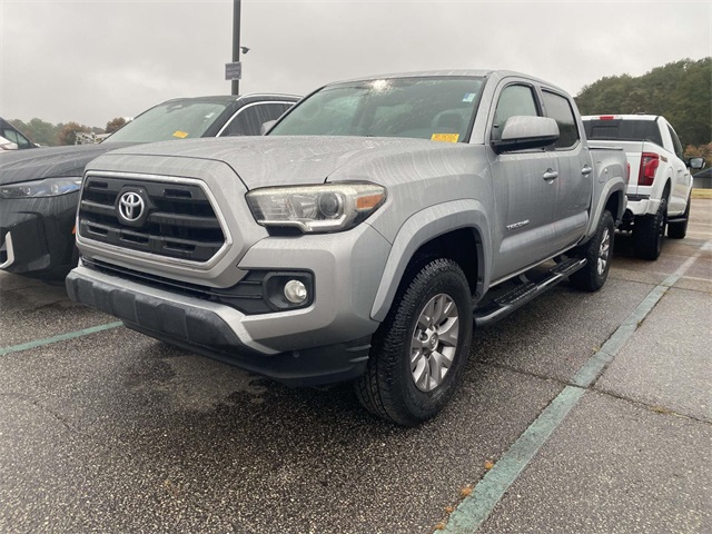 2017 Toyota Tacoma SR5 photo 3