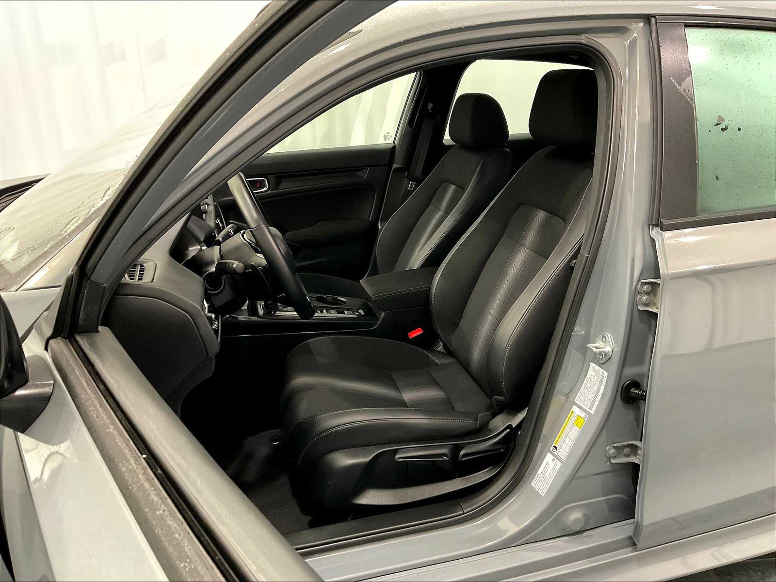 2025 Honda Civic Sport photo 10