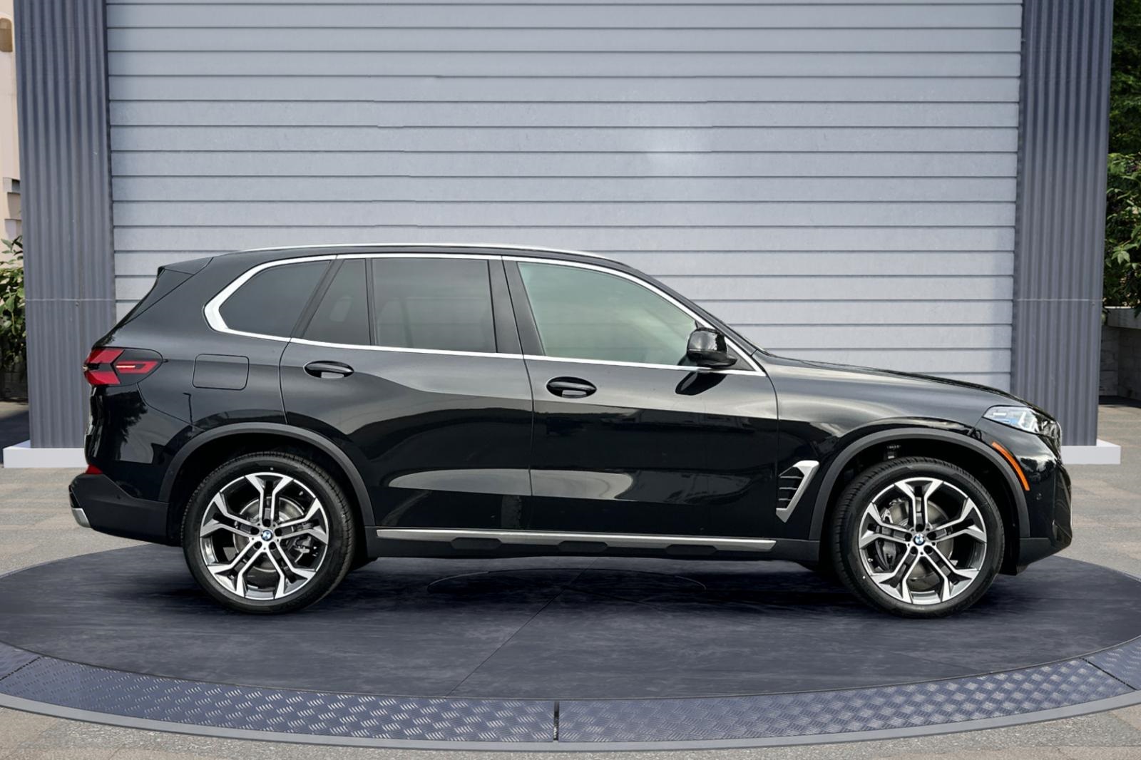 2026 Bmw X5 xDrive40i photo 3