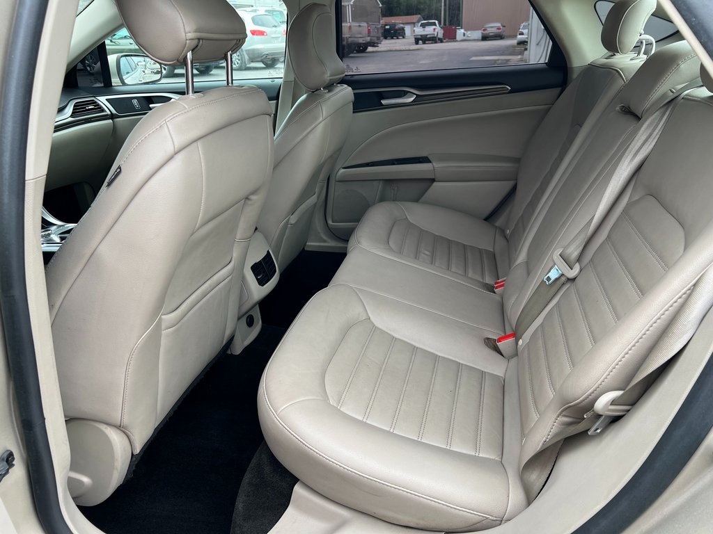 2018 Ford Fusion SE photo 7