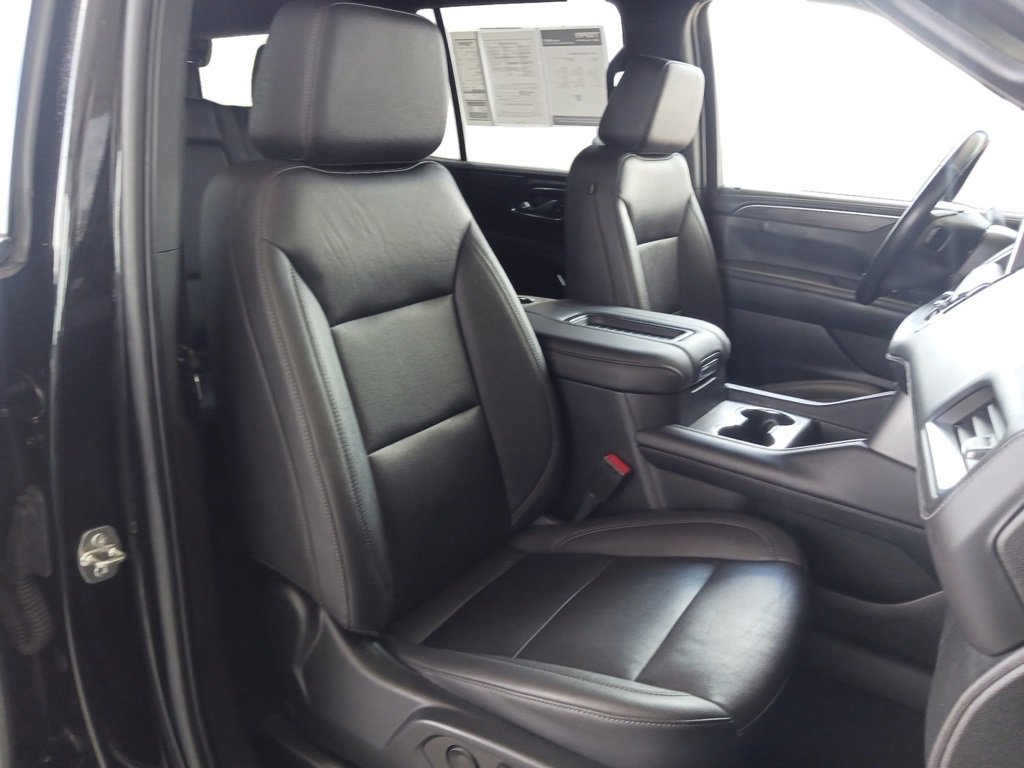 2022 Chevrolet Tahoe LT photo 27