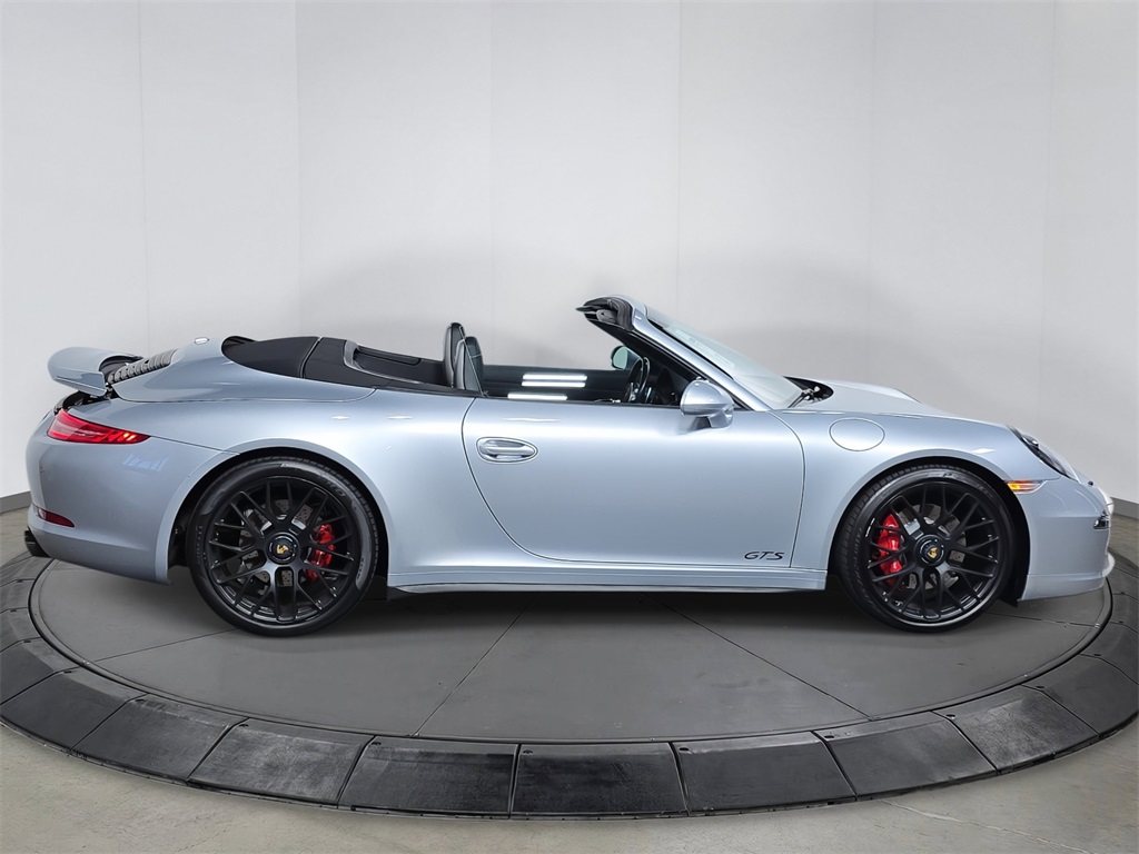 2015 Porsche 911 GTS photo 6