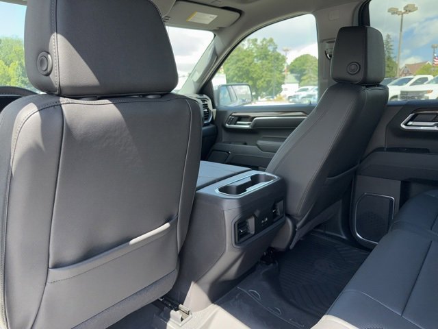 2025 Chevrolet Silverado 1500 LT photo 10