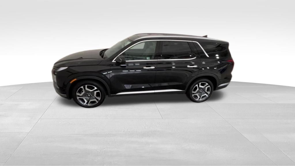 2025 Hyundai Palisade SEL photo 2