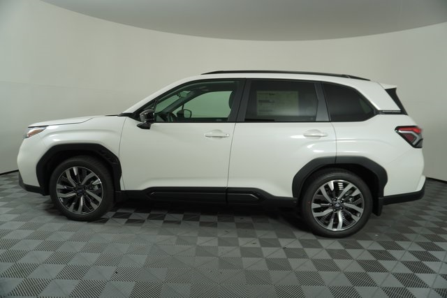 2026 Subaru Forester Touring photo 4