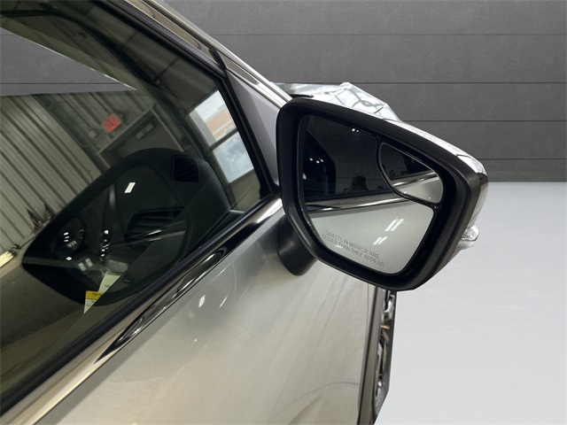 2024 Mitsubishi Eclipse Cross photo 25