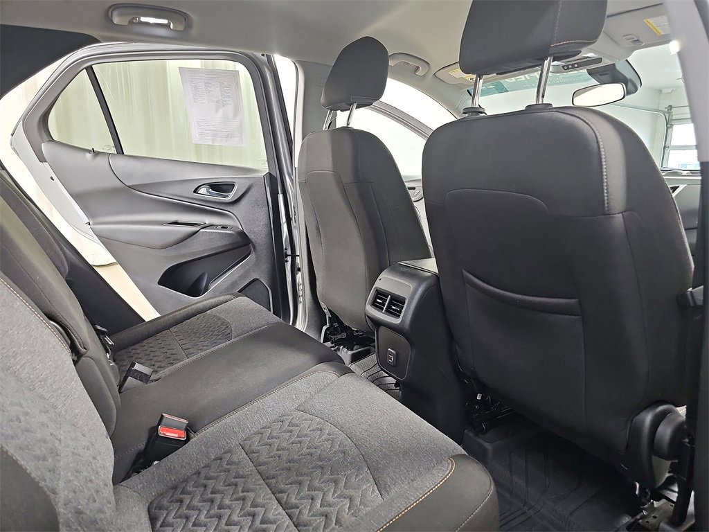 2022 Chevrolet Equinox LT photo 11