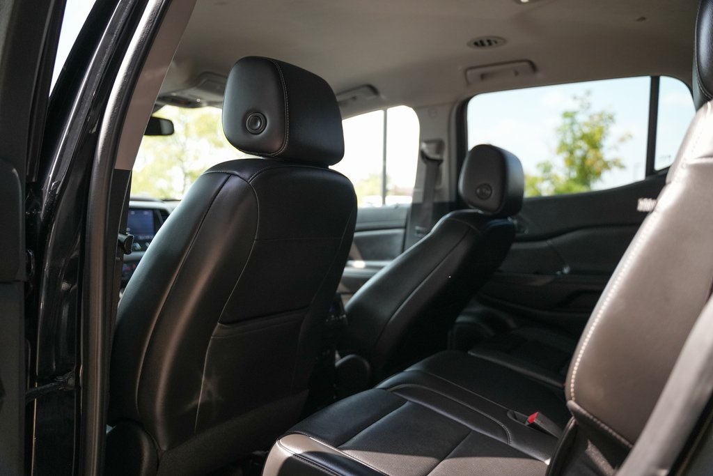 2023 Gmc Acadia SLT photo 26