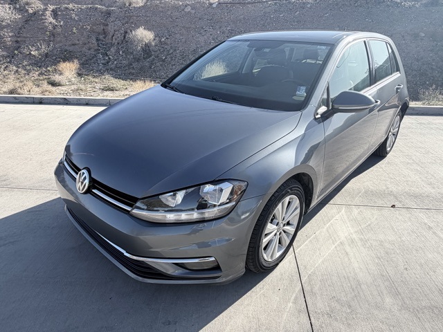 2018 Volkswagen Golf SE