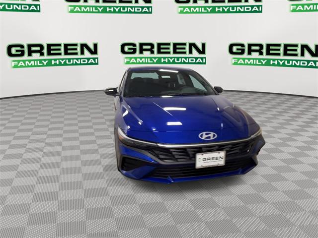 2025 Hyundai Elantra SEL Sport photo 4