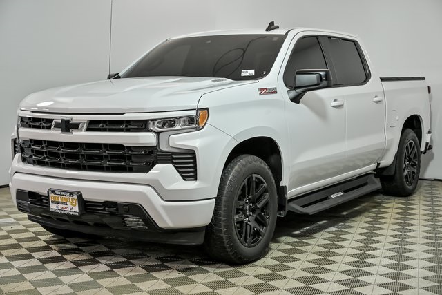 2023 Chevrolet Silverado 1500 RST photo 4