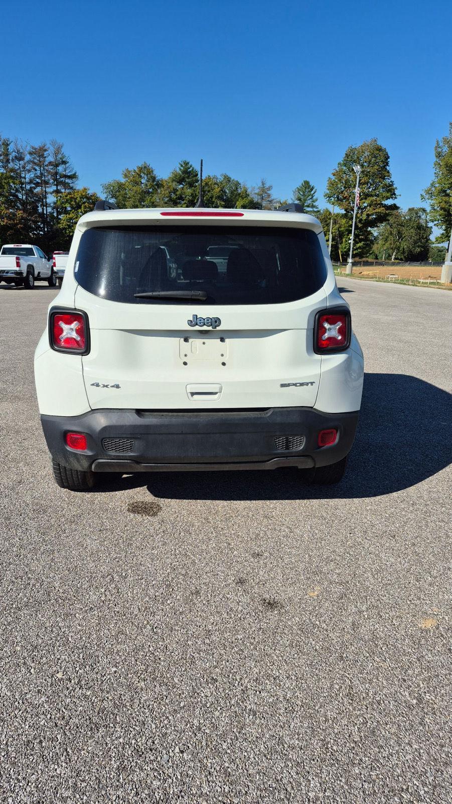 2021 Jeep Renegade Sport photo 6