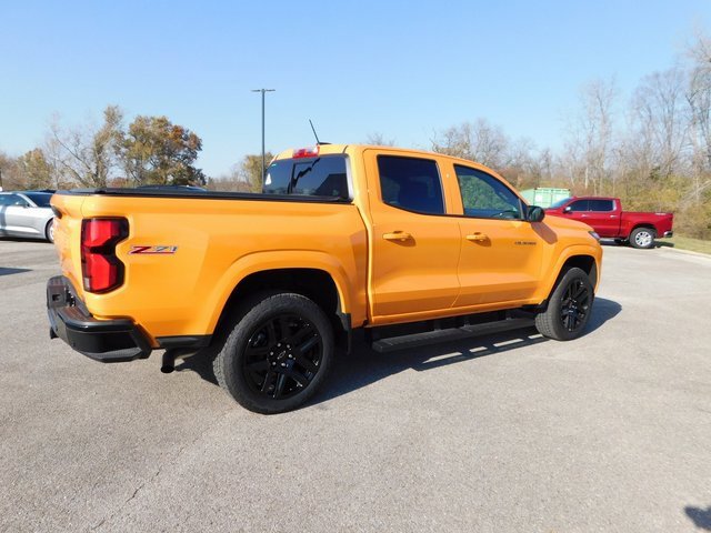2025 Chevrolet Colorado Z71 photo 3