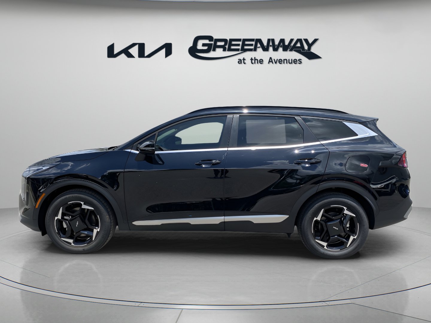 2026 Kia Sportage EX photo 2