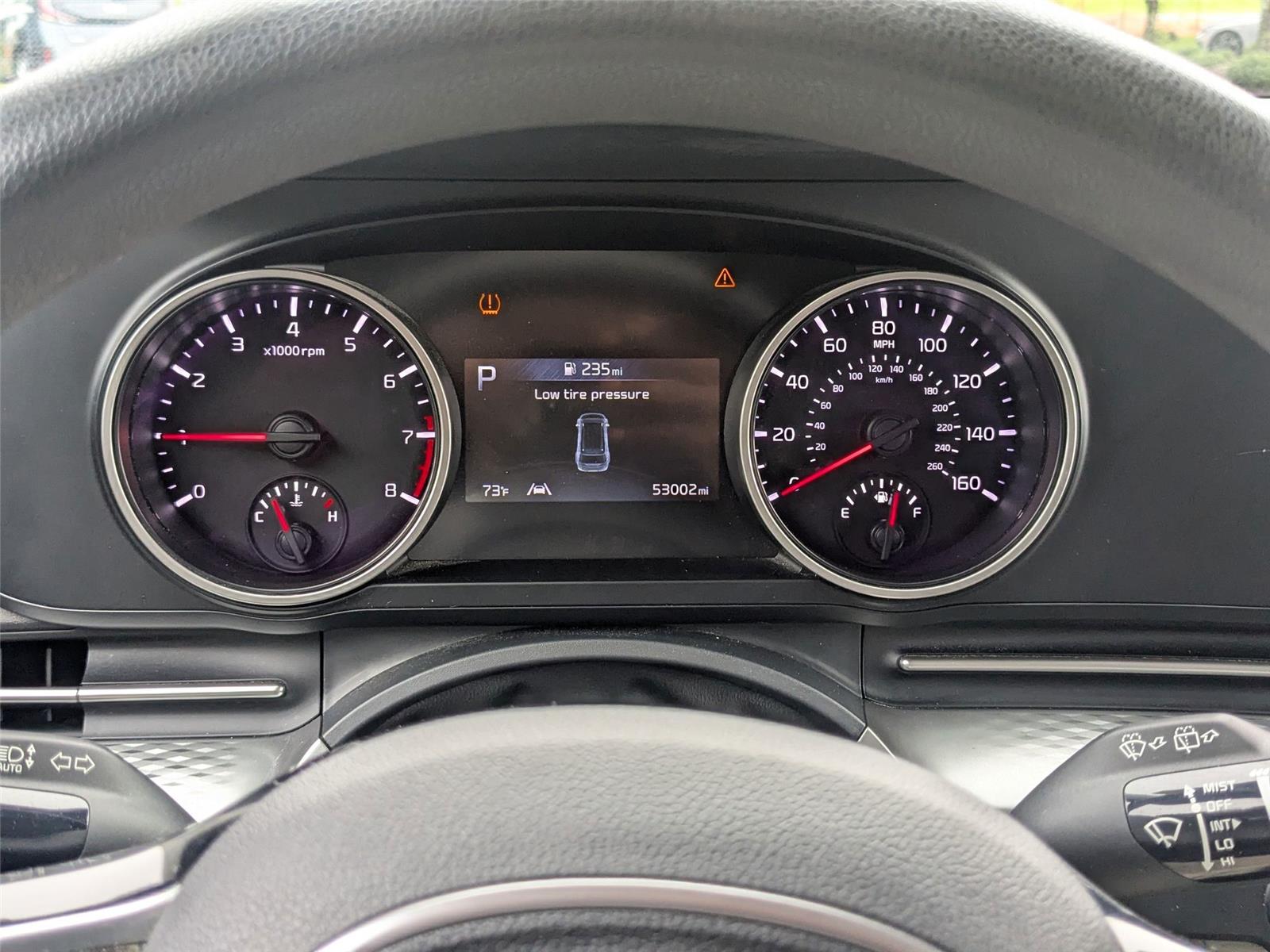 2022 Kia Carnival LX photo 19