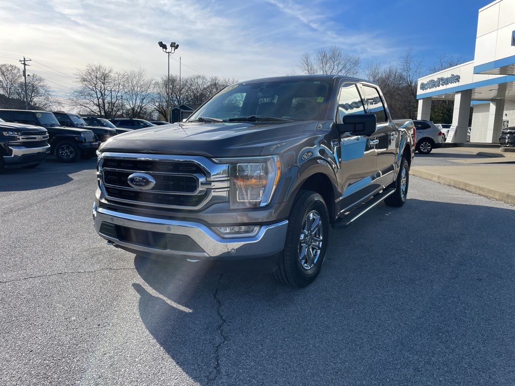 2021 Ford F-150 XLT photo 3