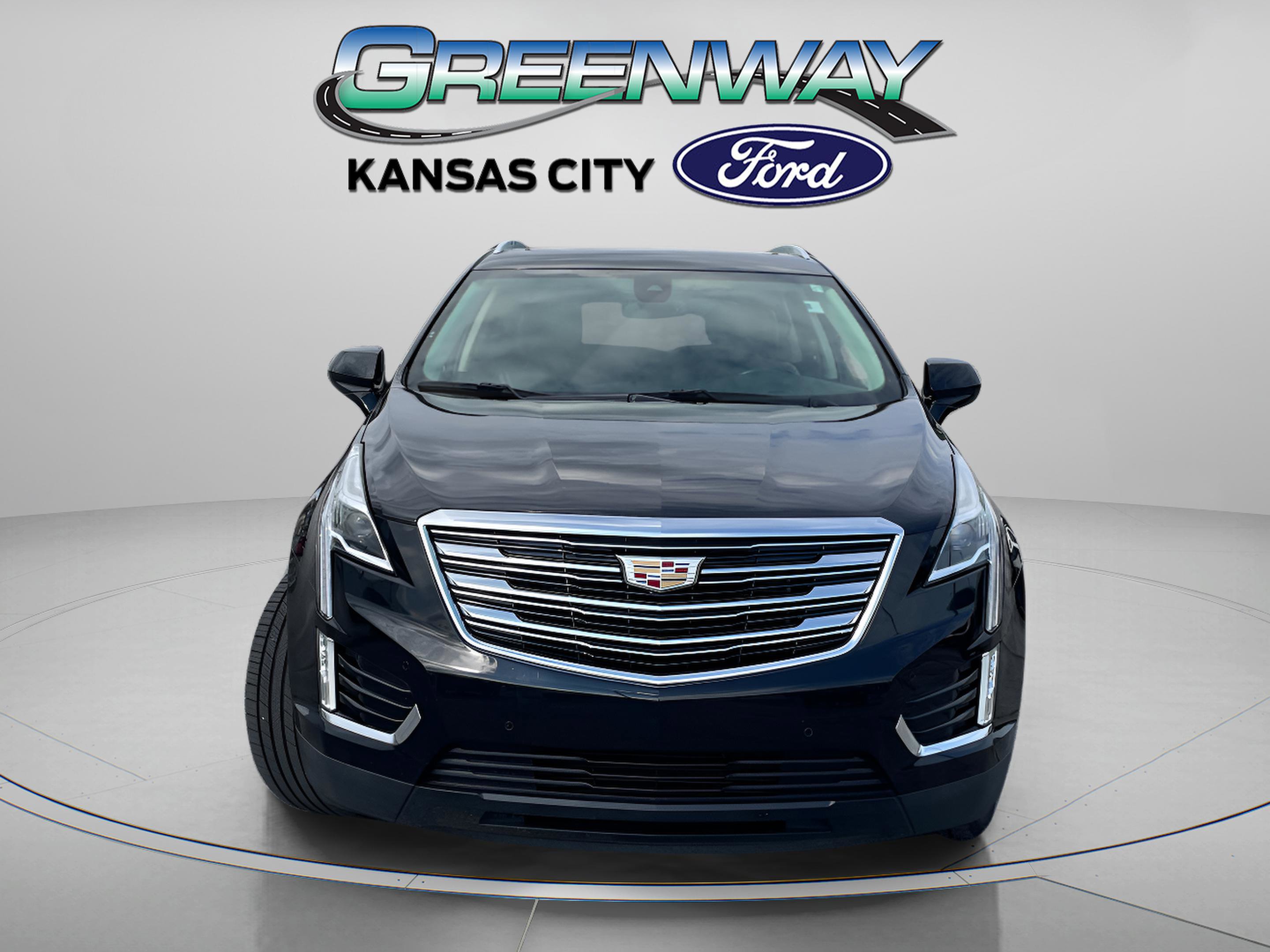Used 2019 Cadillac XT5 Premium Luxury with VIN 1GYKNFRS4KZ143561 for sale in Kansas City
