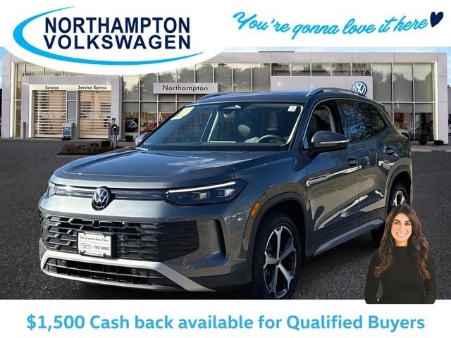 2025 Volkswagen Tiguan SE's photo