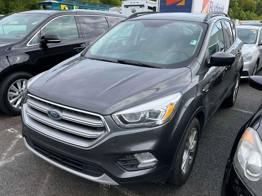 2017 Ford Escape SE photo 4