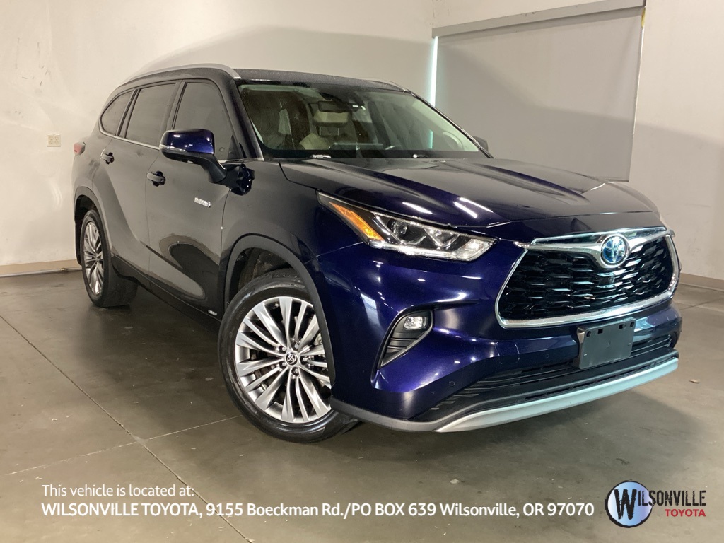 2021 Toyota Highlander Platinum's photo