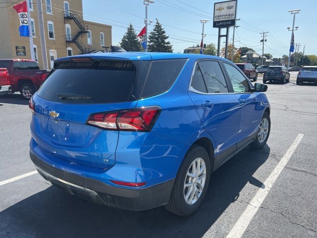 2024 Chevrolet Equinox LT photo 2