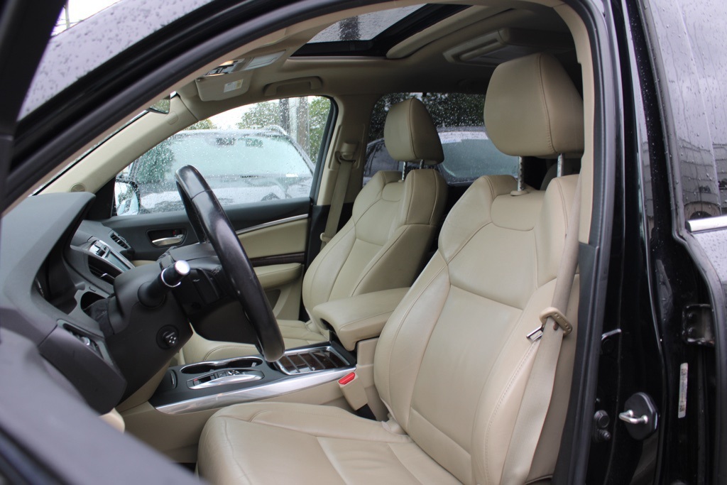2018 Acura MDX SH-AWD Technology Entertainment photo 3