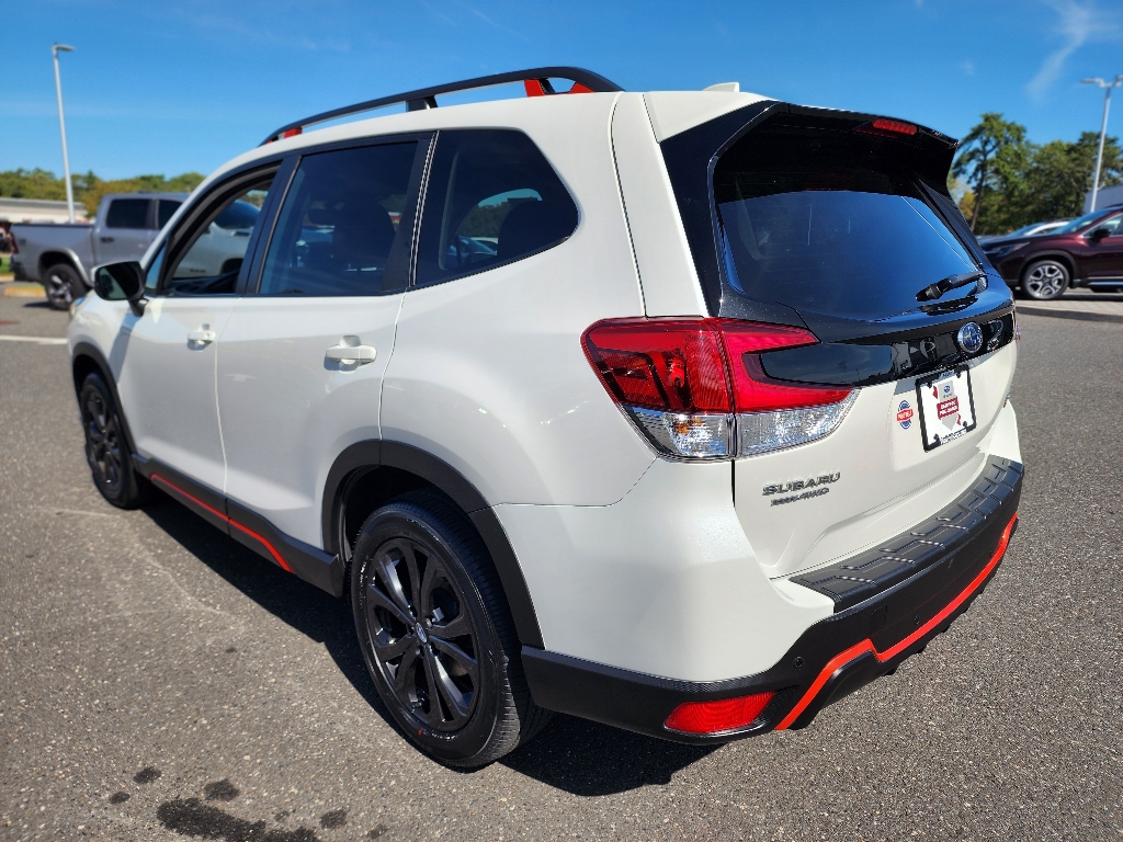 2022 Subaru Forester Sport photo 15