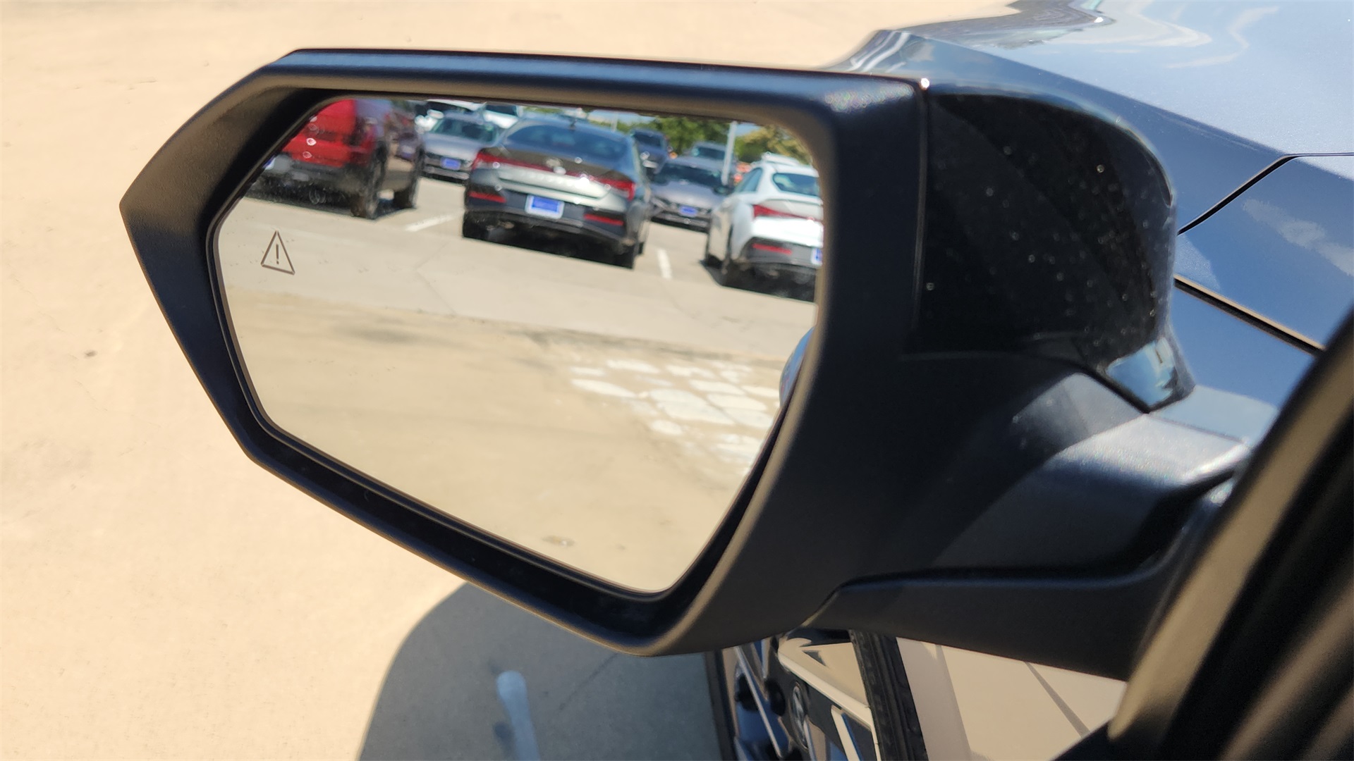 2025 Hyundai Elantra SEL Sport photo 16