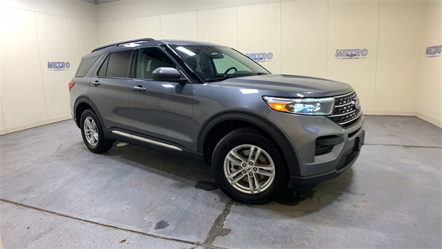 2023 Ford Explorer XLT's photo