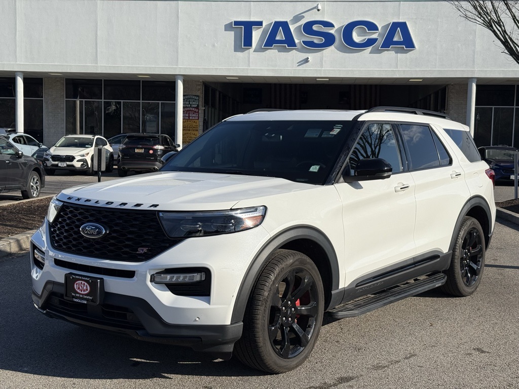 2023 Ford Explorer ST's photo
