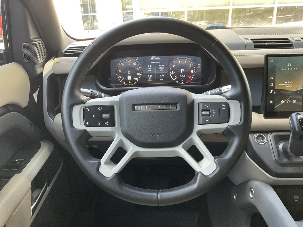 2022 Land Rover Defender 110 S photo 12