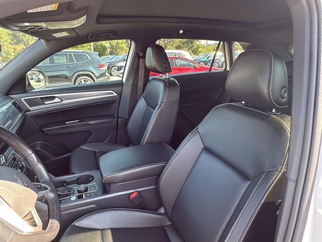 2020 Volkswagen Atlas Cross Sport V6 SE photo 13
