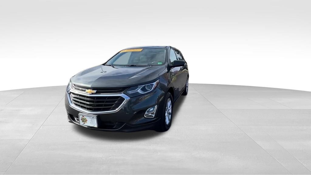 2019 Chevrolet Equinox LS photo 2