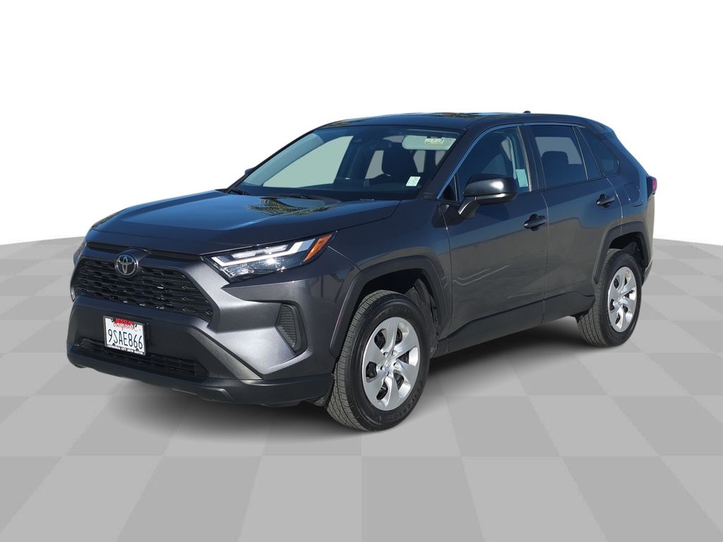 2025 Toyota RAV4 LE photo 4