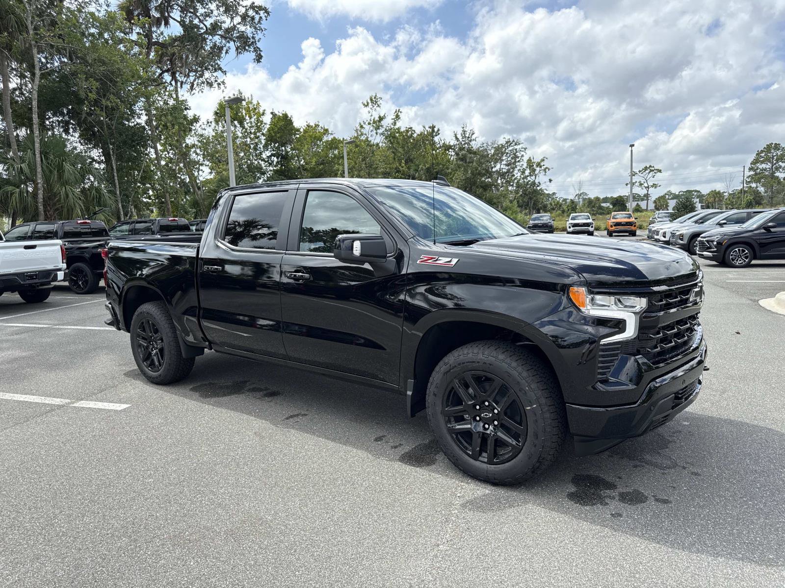 2026 Chevrolet Silverado Base's photo