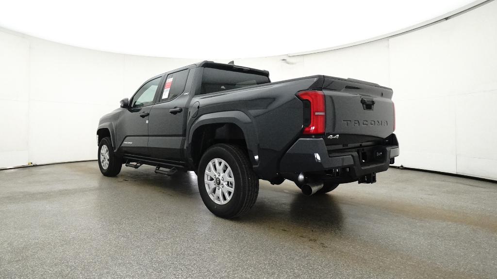 2025 Toyota Tacoma SR5 4x4 Double Cab photo 14