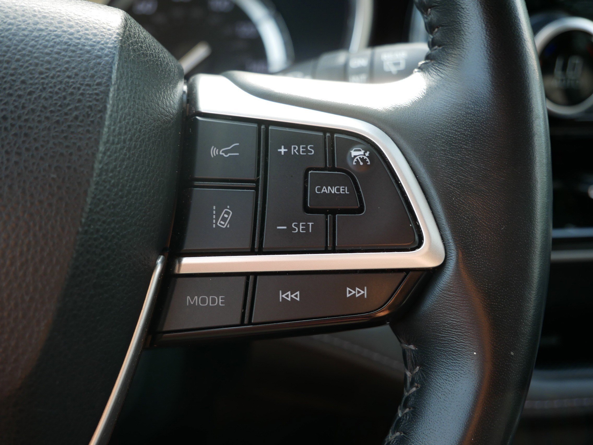 2022 Toyota Highlander XLE photo 29