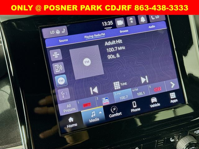 2023 Jeep Grand Cherokee Altitude photo 13